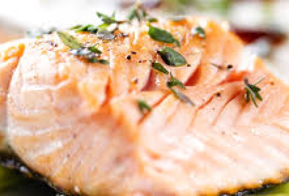 Salmón Fresco al Horno con Finas Hierbas